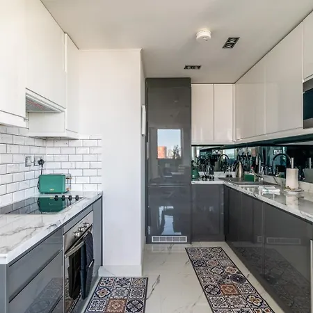 Canary Wharf Retreat With Free Secure Parking London Exterior photo