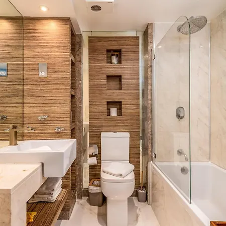 Canary Wharf Retreat With Free Secure Parking London Exterior photo